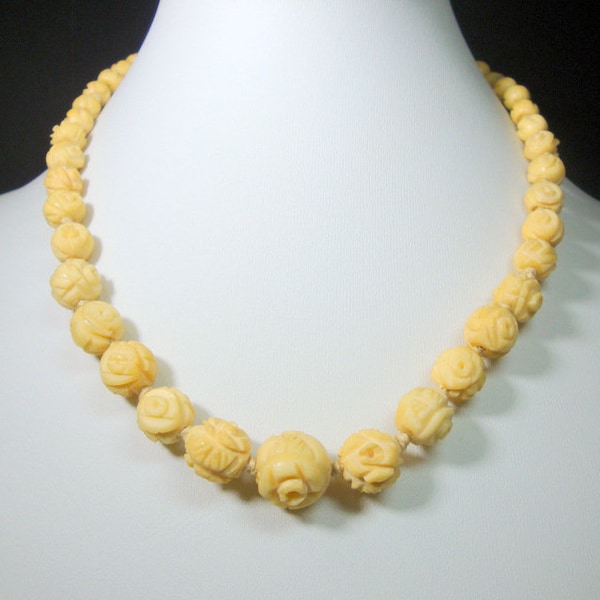 Antique Porcelain CLASSIC Flower Bead Necklace, Knotted Cream Color Traditional Graduated Beads, 1950s, Darkened Catch, Looks Like Oxbone