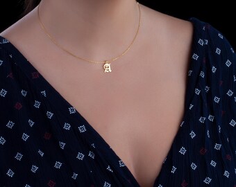 Collana iniziale personalizzata: delicato ciondolo in argento sterling con lettera personalizzata