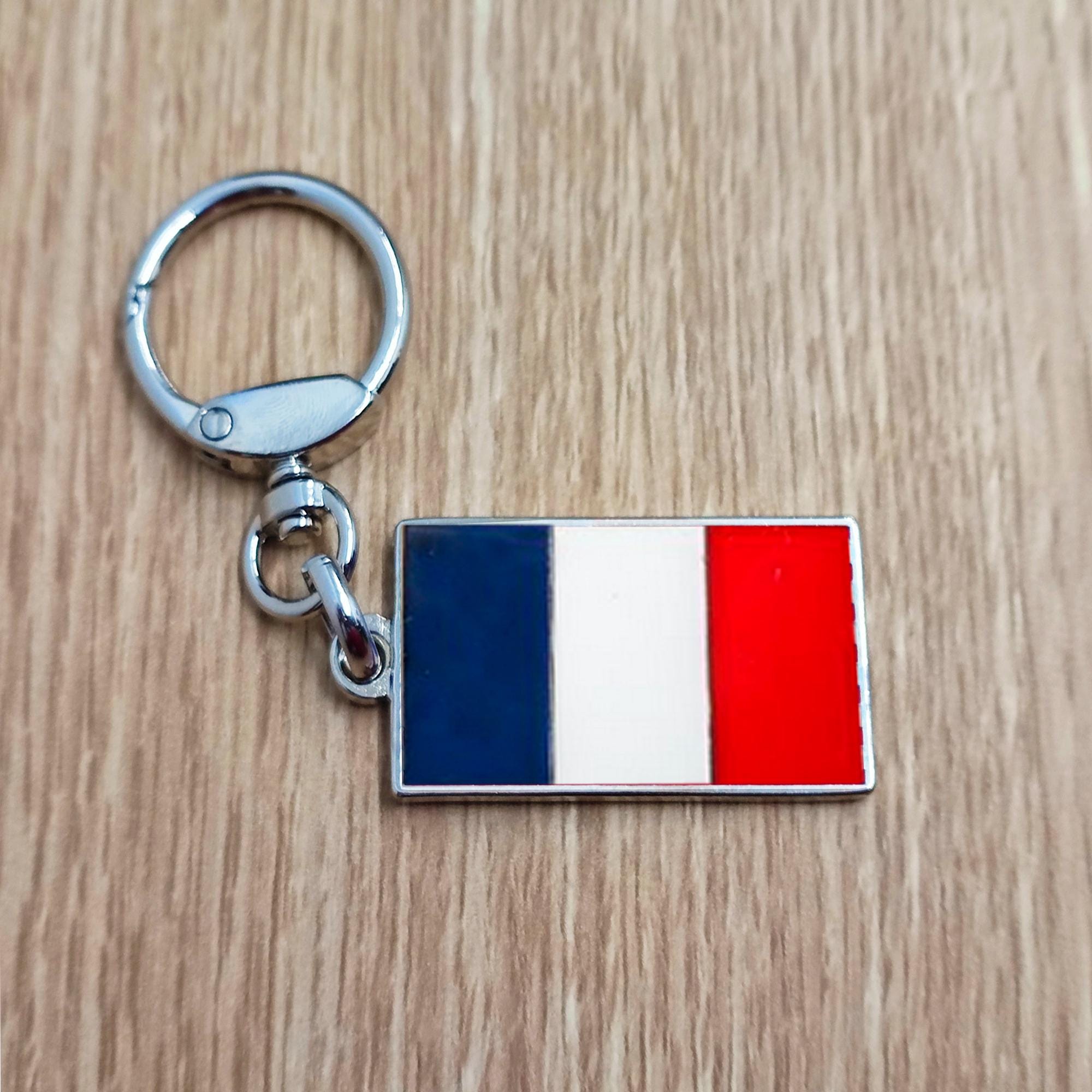 Schlüsselanhänger Frankreich – Bestickte Landesflagge Mit Schriftzug, Ca. 3 X 9,5 Cm, Mit Metallring