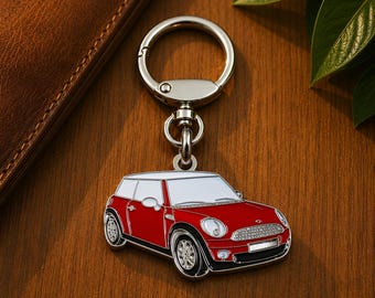 Mini Hatch Classic Car Keychain, Enamel Metal, Collectible, Gift for Car Lovers and Collectors.