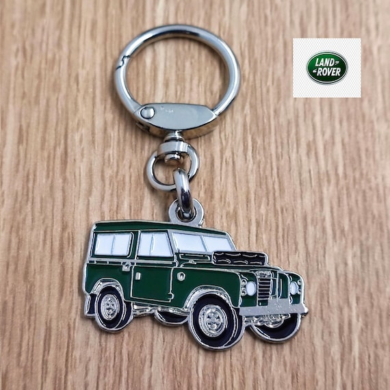 Classic Land Rover Series 3P Car Keyring, Enamel Metal Keyring