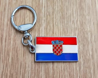 Flag Croatia keychain pendant Metal enamel color classic flags of countries. Ring with rotating spring. Keychain for gift.