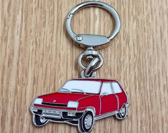 Car R-5 Keychain, Classic Car Pendant, Metal Enamel Keychain, Retro Automotive Collectable Keychain Gift, Car Lover Gift Keychain