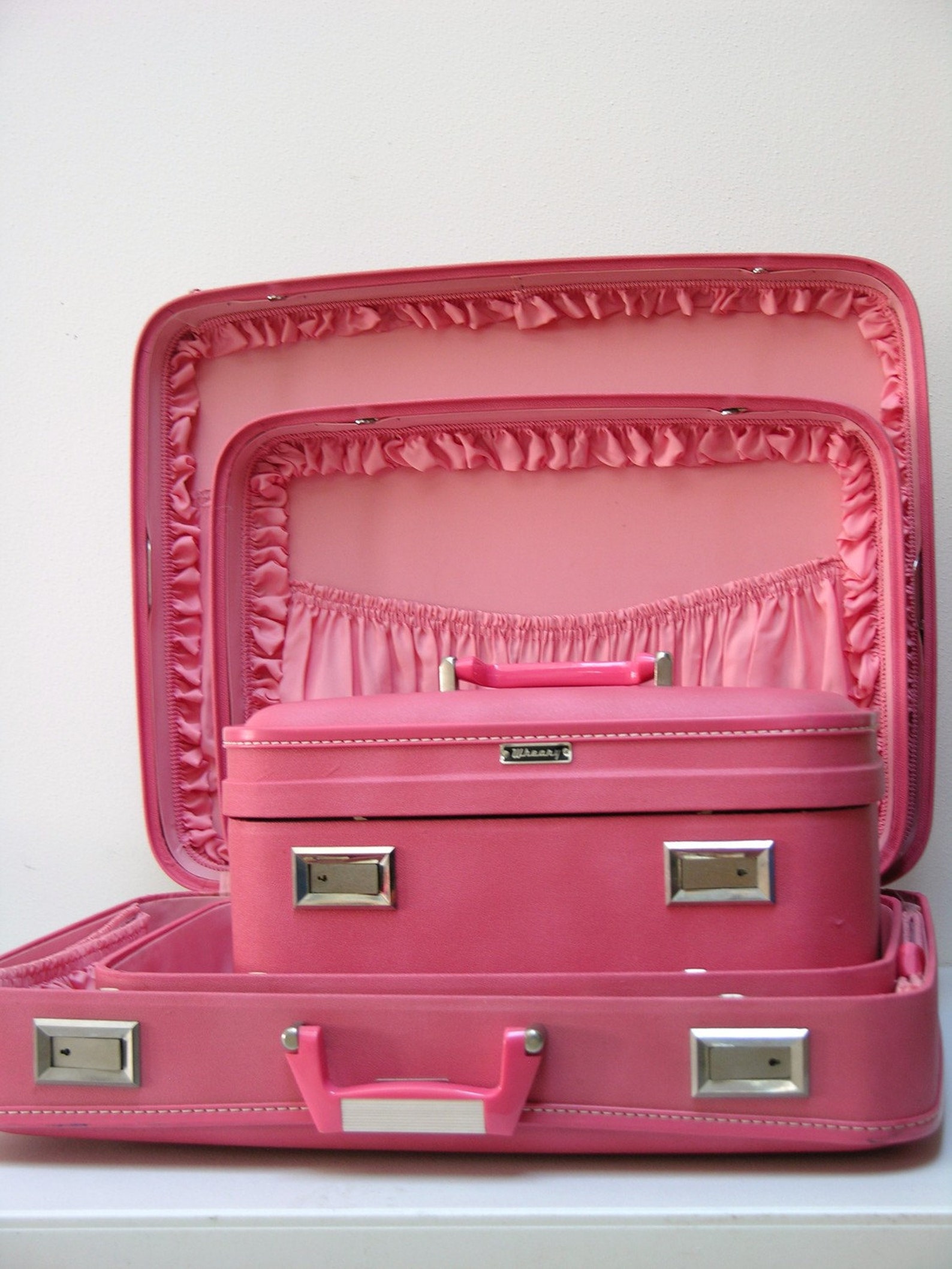Pretty Pink Vintage Suitcase Set Large Medium and Train Case | Etsy