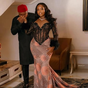 Handgemaakte Ankara-outfit voor koppels: bijpassende Afrikaanse trouwkleding