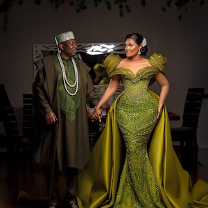 Bijpassende Afrikaanse trouwoutfit: kanten korsetjurk en Agbada - handgemaakt