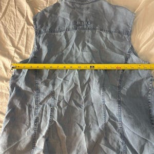 Top sin mangas de Tencel azul vintage de Valerie Stevens Sport, talla 14. imagen 7