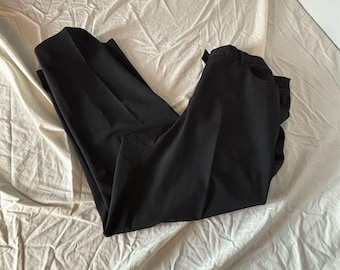 Pantalones de vestir Kuhlman negros de pierna recta, fabricados en Italia, talla 50 para mujer, tiro alto.