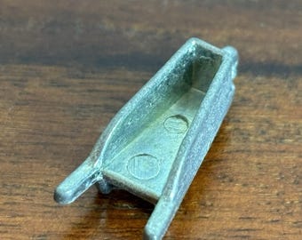 Monopoly Vintage Replacement Piece: Wheelbarrow Wheel barrel Circa 1985