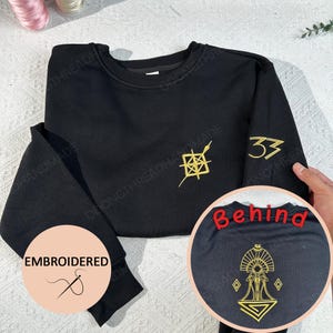 Custom Photo Embroidered Sweatshirt: Personalized Portrait Crewneck