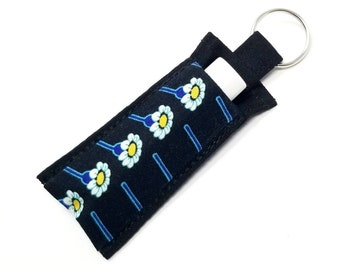 Chapstick Holder Keychain, Lip Balm Holder, Fabric Chapstick Holder, Lip Balm Keychain, Fabric Lip Balm Case, Daisiy Lip Balm Holder,Daisies