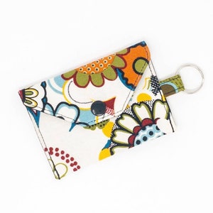 Floral Fabric Keychain Pouch: Minimalist Credit Card Holder