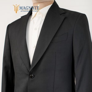 Men&#39;s Customized Black Blazer Outfit Single Breasted Peak Lapel Designer Blazer Wedding Groom&#39;s Blazer Cocktail Attire Semi Formal Outfits