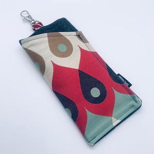 GLASSES CASE. Fabric sunglasses pouch. Padded pouch. Reading Glasses. Glasses Sleeve. Attachable glasses case. Made in San Francisco. Local.