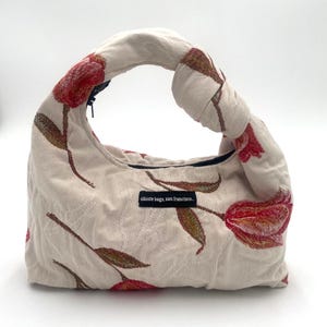 KNOTENTASCHE. Kleine Geldbörse. Abendtasche. Blumen-Tasche. Kupplung. Top Henkeltasche. Vegan Tasche. Poppy Tasche. Stoffbeutel. Hergestellt in den USA. Beste Tasche auf Etsy.