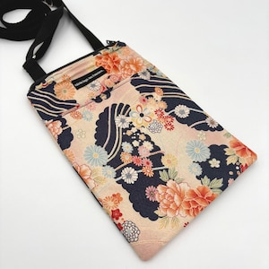 MINI BEUTELTASCHE. Kleine Reisetasche. Reisetasche. Pass Tasche. **Insulin-Tasche** Baumwollsäckchen. Konzerttasche. Tasche hergestellt in Kalifornien. Vegan Tasche. Dogwalker.