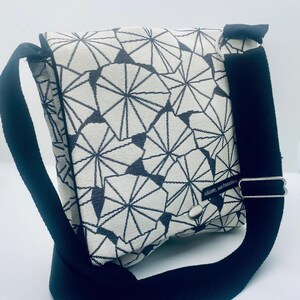 HIP BAG. Umhängetasche. Umhängetasche. Reisetasche. Stoffbeutel. Tasche mit langem Henkel. Vintage Stofftasche. Versandkostenfrei. Beste Tasche auf Etsy.