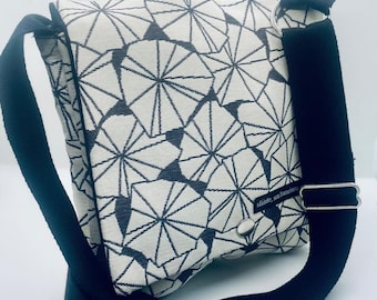 本物のヴィンテージ BALLY ブラックレザー ショルダーバッグ ロゴ 80