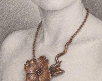 Collier véritable fleur de cornouiller plaqué cuivre, bijoux botaniques électroformés