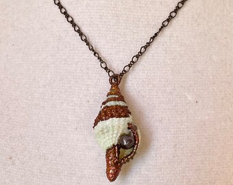 COLLIER COQUILLAGES MER Pendentif coquillage en métal plaqué cuivre nature bijoux personnalisés uniques