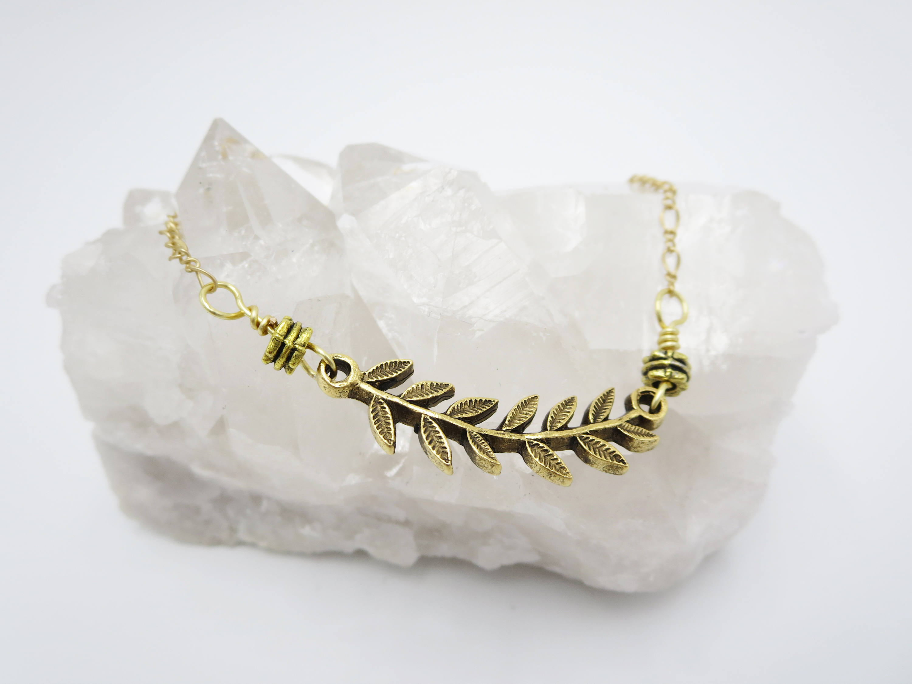 Gold Leaf Necklace on Nbc's Law and 