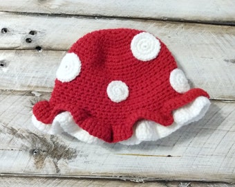 Newborn to 3 Month Old Baby Crochet Mushroom Hat