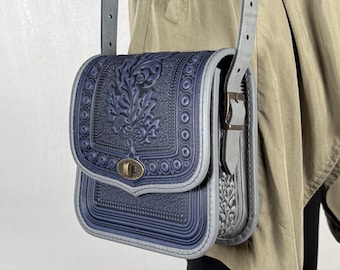 Borsa a tracolla in pelle goffrata blu e grigia, borsa in pelle di vitello fatta a mano