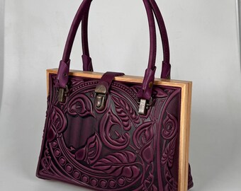 Purple leather purse, evening purse, embossed bag, leather bag with wooden frame, gift from Ukraine