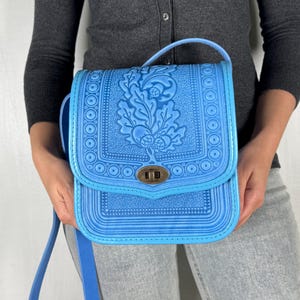Blue genuine leather bag, light blue purse, shoulder bag, crossbody bag, embossed leather purse, gift from Ukraine