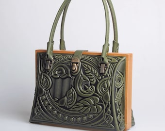 Olive green leather purse, evening purse, leather bag with wooden frame, embossed bag, gift from Ukraine