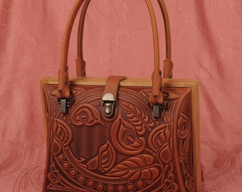 Foxy leather purse, foxy evening purse, leather bag with wooden frame, embossed bag, gift from Ukraine