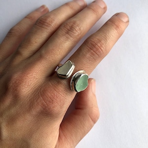 Grüner und weißer Seeglasring, Seeglas Liebhaberring, Meerjungfrau Seeglas Ring, Seeglas Silberring ~ Seaglass Collection
