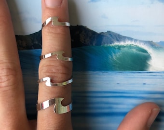 Handmade 10k White Gold Wave Ring: Surfer Stacking Band
