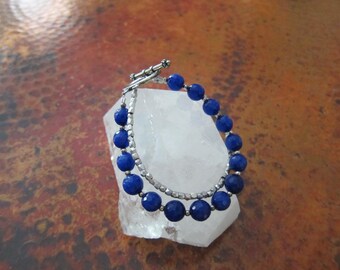 Sapphire Blue Faceted Jade and Metallic Silver Cube Bead Bracelet
