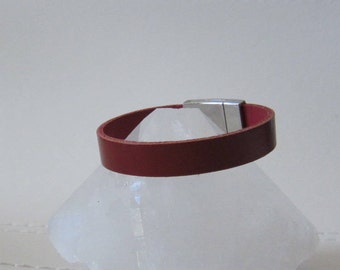 Deep Red Flat Leather Bracelet