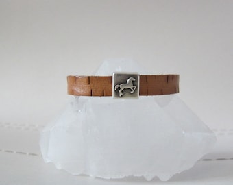 Etched Light Brown Flat Leather (10MM) // Horse Slide // Silver Magnetic Clasp