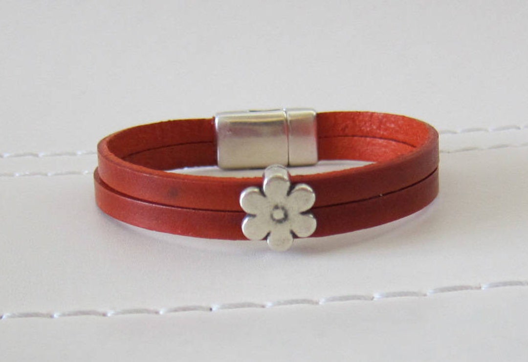 Burnt Orange Flat Leather Double Strand Bracelet // Flower  display picture 1
