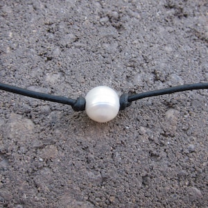 Pearl and Black Leather Choker Necklace