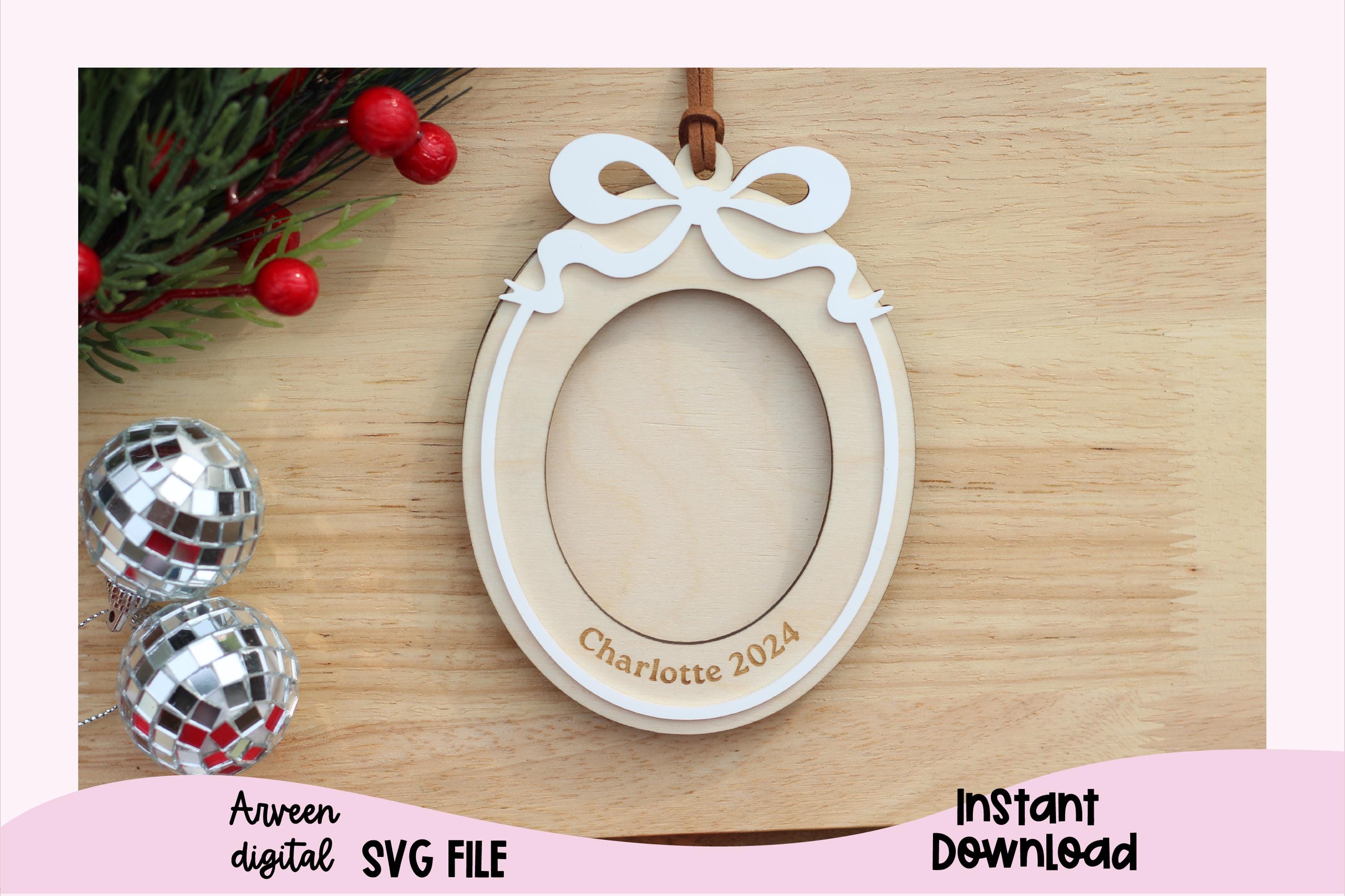 Family Photo Ornament Frame SVG, Christmas Family Photo Frame SVG, Bow ...