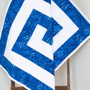 Baby Quilt Pattern & Throw Sizes – Corkscrew Modern Quilt Pattern PDF – Easy Beginner Patchwork Quilt – Instant Download Quilting Pattern