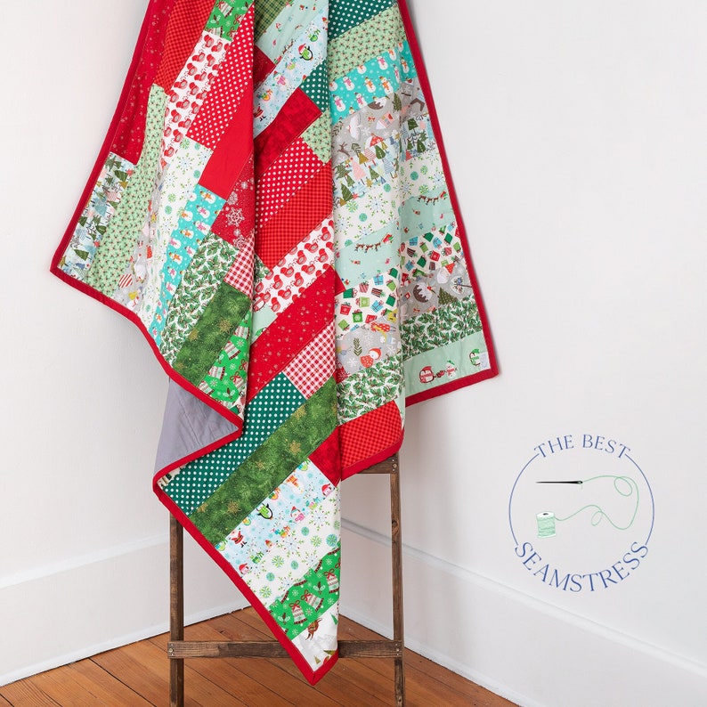 Modern Christmas Patchwork Quilt. Large Throw Blanket for Holidays Ready to Ship. Cozy Blanket, Traditional Twin Size Quilt or Bed Spreads. image 2