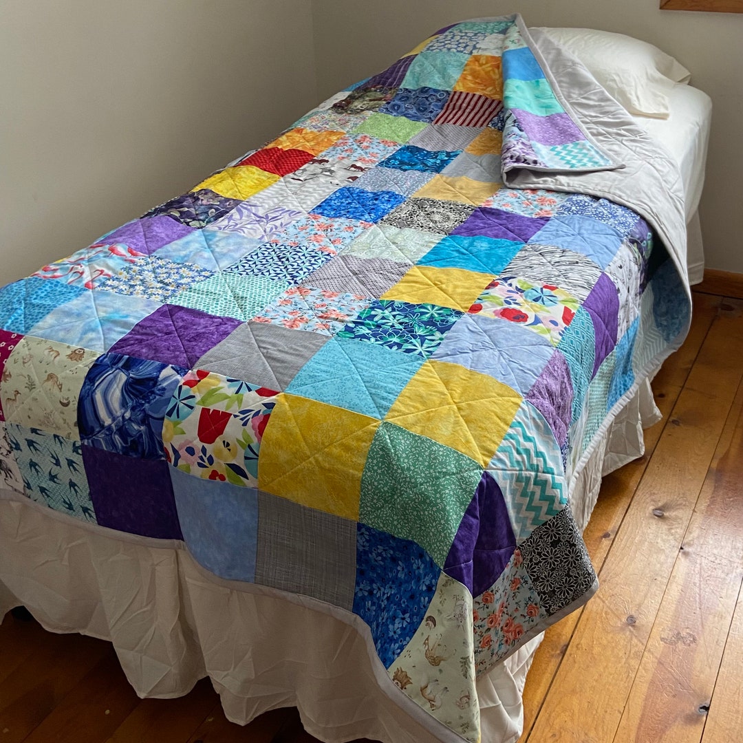 Colorful Scrappy Handmade Twin Bed Quilt With Rustic Cottagecore Design ...