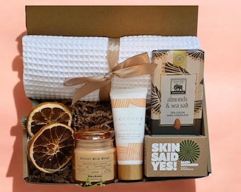 Hug In A Box, Mothers day Gift, Mom Gift Set, Hygee Gift Box, Thinking Of You Box, Cozy Care Package, Self Care Basket, Grandma Gift Box