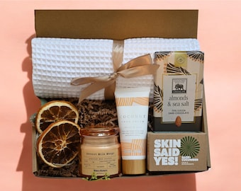 Mothers Gift Box, Mother's Day Gift, Gift Basket for Mom, Birthday Gift Set, Self Care Gift for Mom, Daughter to Mother Gift, Basket for Her