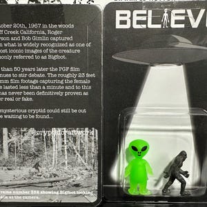 Believe Glow Alien UFO Abduction of Bigfoot Custom Carded Mini Figure 3” x 5” Sasquatch, Yeti, Cryptid Craftwork