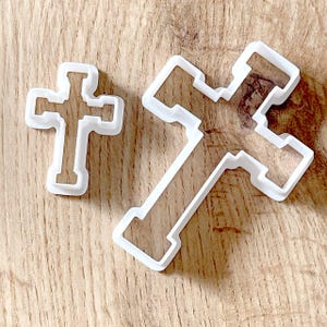 Tagliabiscotti a forma di croce, tagliabiscotti a forma di croce, set di 5 tagliabiscotti, biscotti a forma di croce, fondente, utensili per ceramica, tagliabiscotti a forma di pan di zenzero, tagliabiscotti a forma di croce sacra