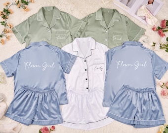 Flower Girl Getting Ready Outfit, Junior Bridesmaid Pajamas, Matching Bridesmaid PJs, Personalized Gifts for Birthday, Flower girl Gifts