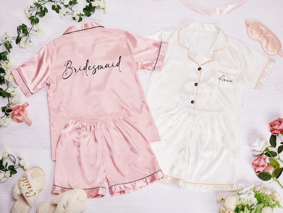 Bridesmaid Pajamas,Matching Bridesmaid PJs,Bridal Pajamas,Personalized Bachelorette Party Gifts for Her Bridesmaid Pajamas SET of 4 5 6 7