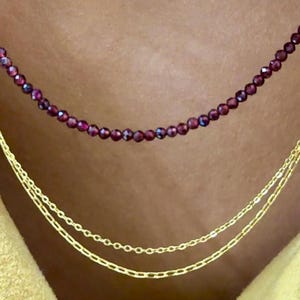 Dainty Red Garnet Choker Necklace – Faceted Round 2,5 mm Garnet Beads, Gold Color Findings, Minimalist Layering Beaded Jewelry