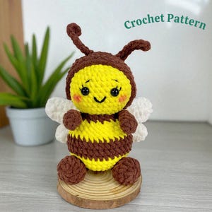 Bee Crochet Pattern PDF, Bumble Bee Crochet Pattern, Amigurumi Bee Pattern, Plush Bee Crochet Toy, Pattern In English